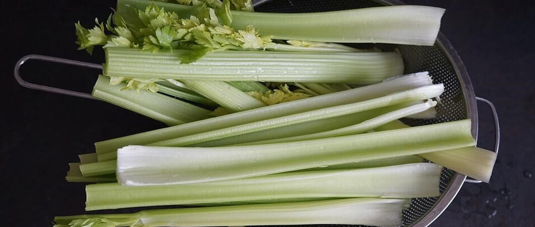 Dried celery